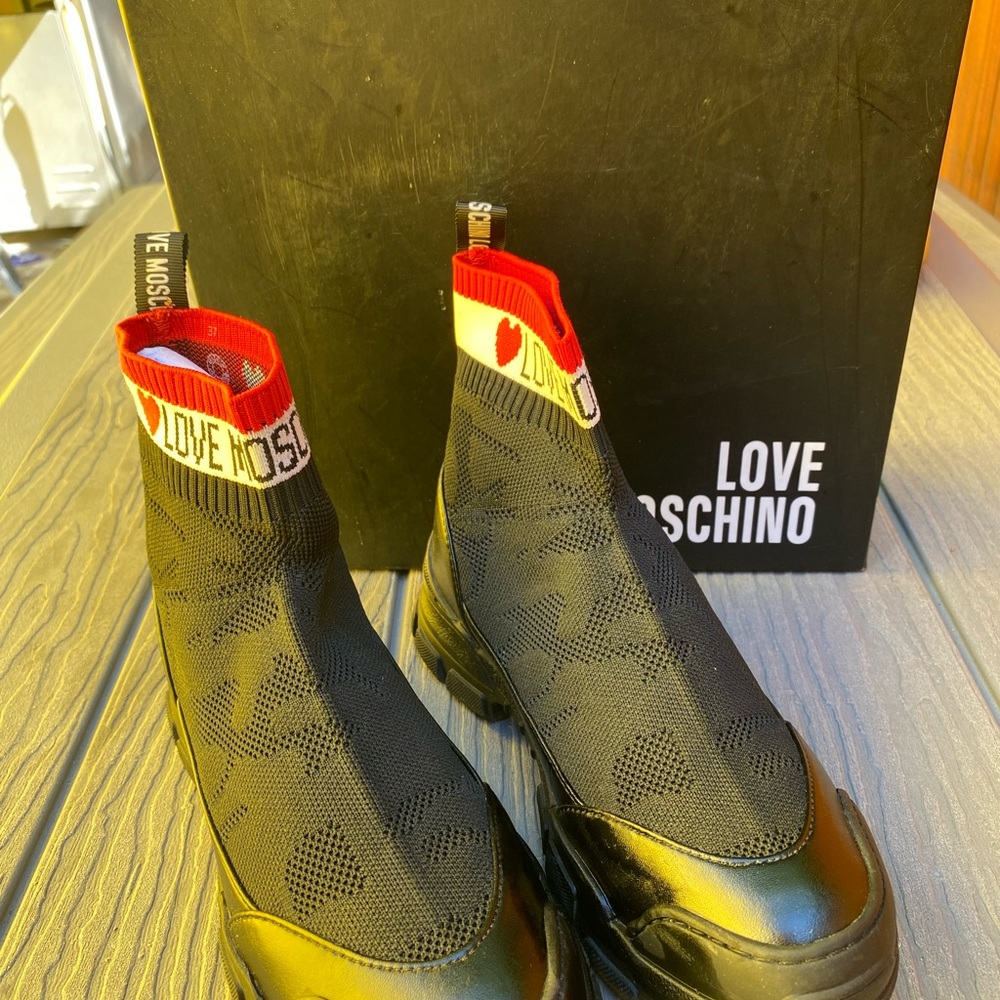 Sneaker Boots, Size 7, Black and Red.
